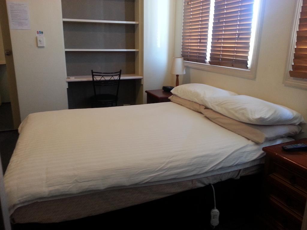 Готель Ashfield Manor Sydney Номер фото