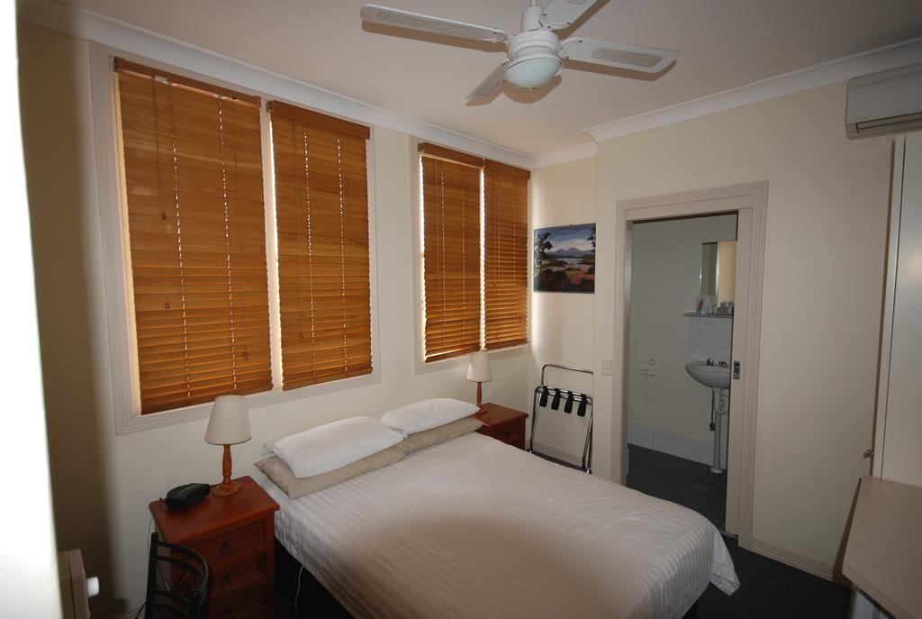 Готель Ashfield Manor Sydney Номер фото