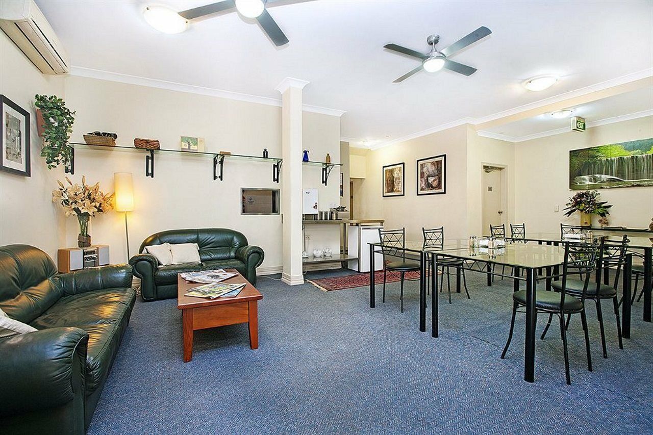 Готель Ashfield Manor Sydney Екстер'єр фото